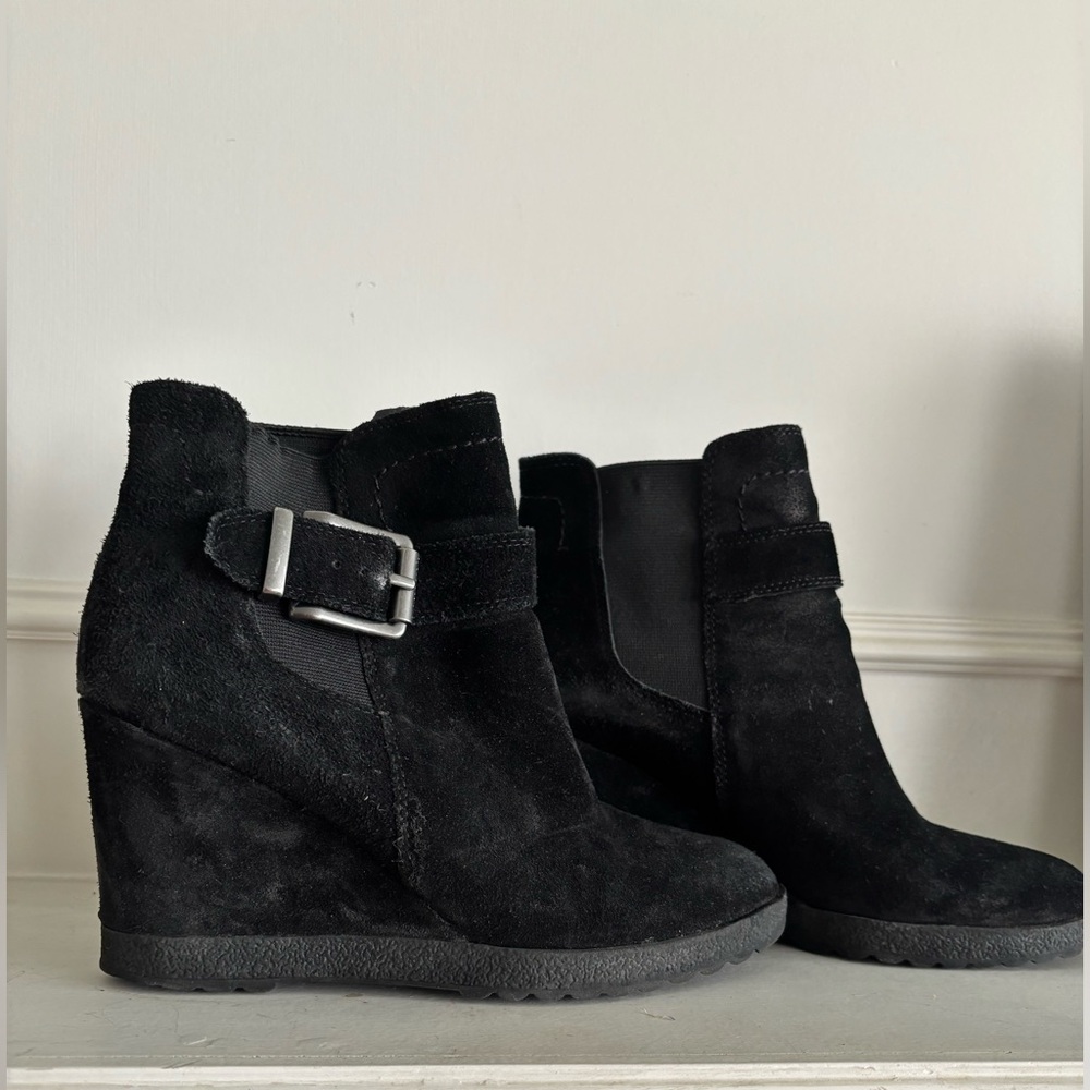Vince Camuto Black Wedge Ankle Boots with Suede and Buckle